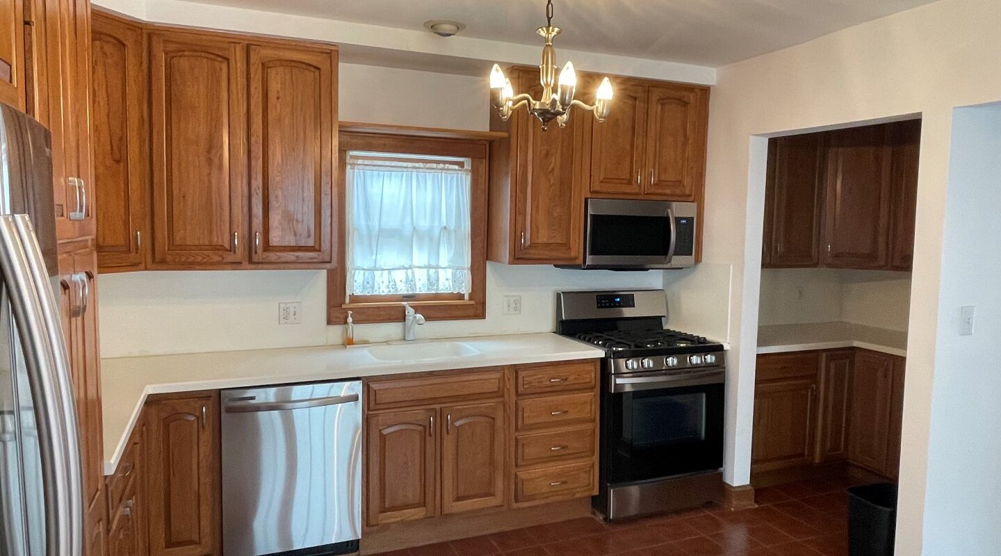 31 Melrose Terrace Elizabeth, NJ 07208