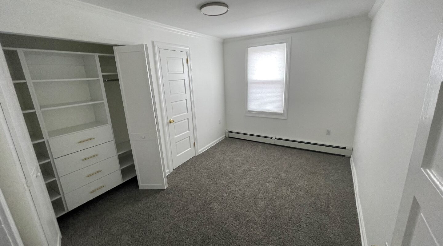 31 Melrose Terrace Elizabeth, NJ 07208