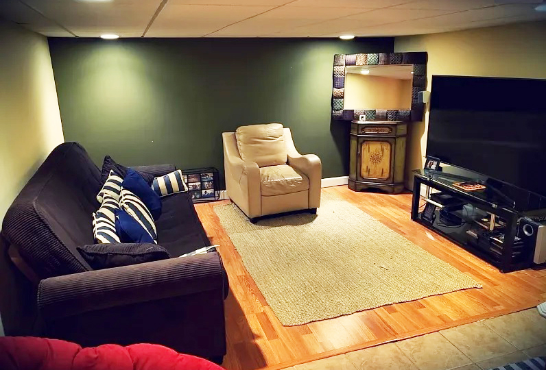 303 West Ln, Clark, NJ 07066