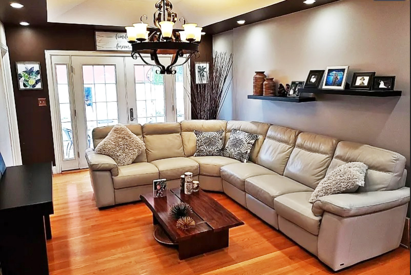 303 West Ln, Clark, NJ 07066