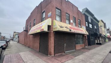 561-563 Elizabeth Ave Elizabeth,  NJ  07206