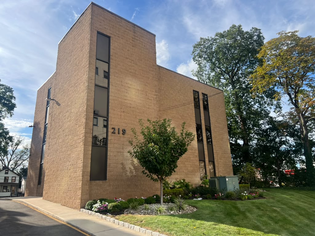 219 S. Broad Street, Elizabeth, NJ 07202